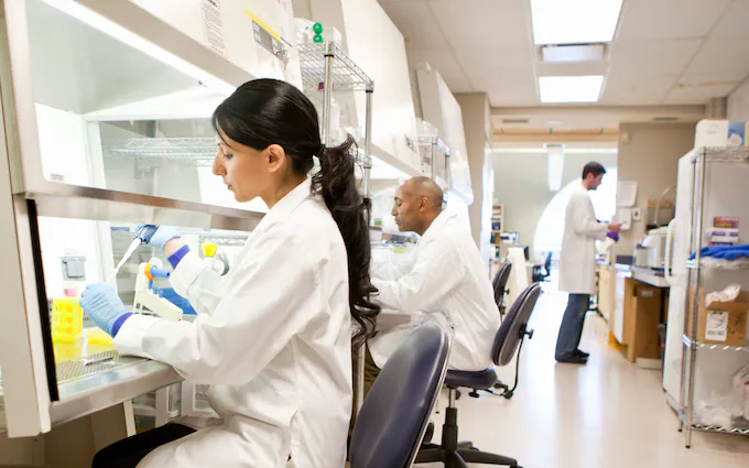 Bangladesh Lab Coats Manufacturer