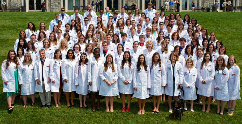Custom White Coats Manufacturer1