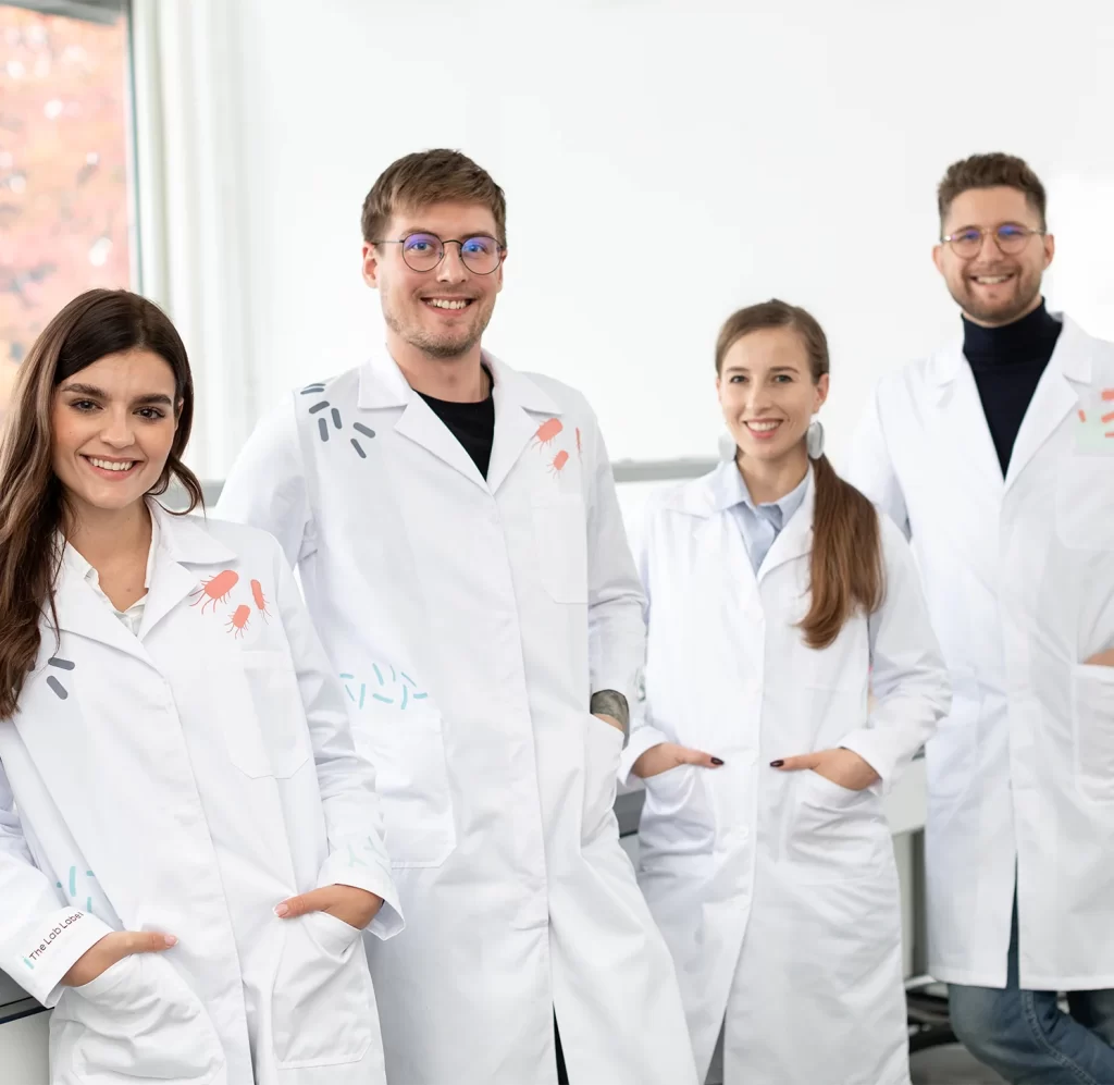 Healthcare Lab Coats Manufacturer4