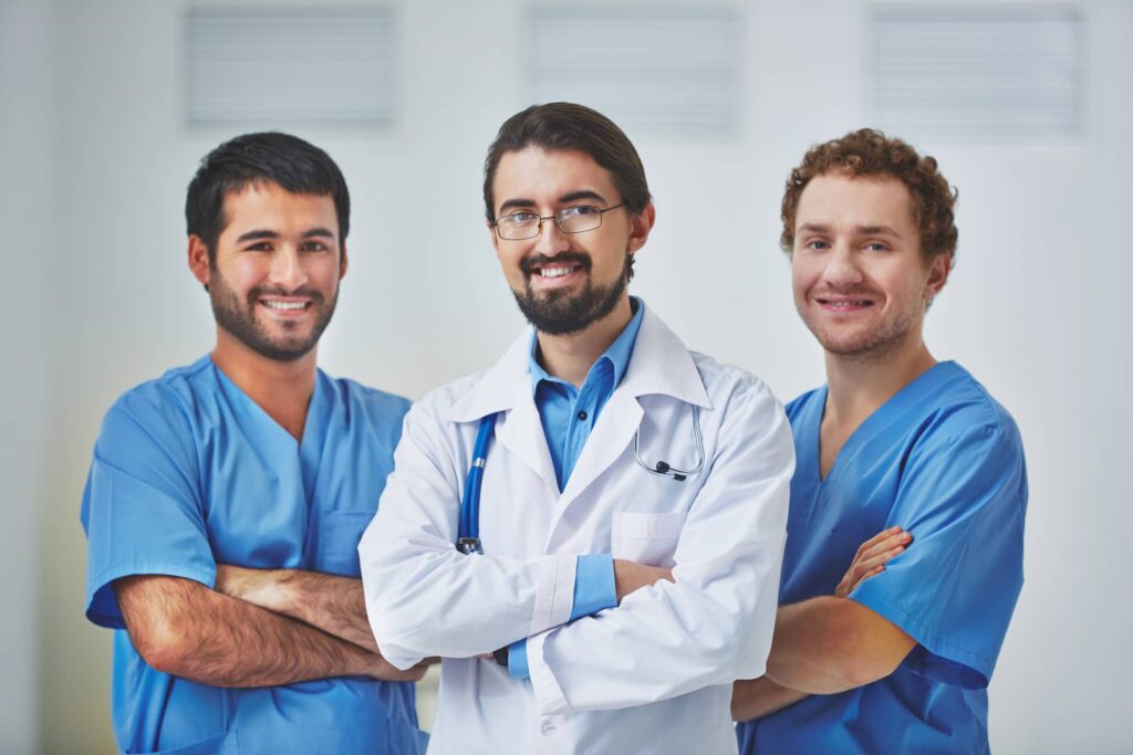 Healthcare Scrub Tops Manufacturer4