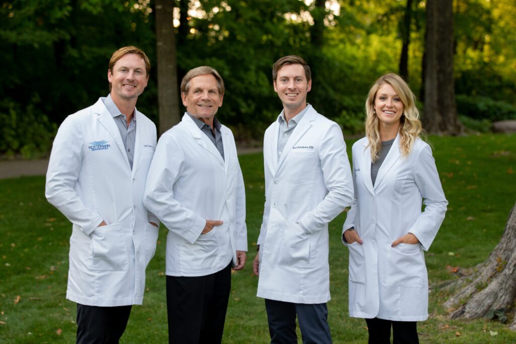 Medical White Coats Supplier2